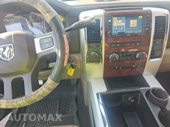 2011 Ram 3500 Laramie Crew Cab Long Bed DRW - miniatura 11