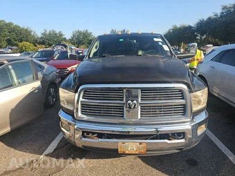 2011 Ram 3500 Laramie Crew Cab Long Bed DRW - miniatura 2