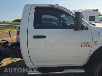 2011 Ram 4500 Cab Chassis SLT Regular Cab DRW - miniatura 8