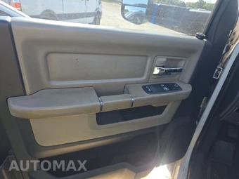 2011 Ram 4500 Cab Chassis SLT Regular Cab DRW - miniatura 9