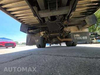 2011 Ram 5500 Cab Chassis SLT Regular Cab DRW – miniatura 10