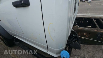 2011 Ram 5500 Cab Chassis ST Regular Cab DRW - miniatura 36