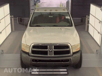 2011 Ram 5500 Cab Chassis ST Regular Cab DRW - miniatura 42