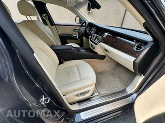 2011 Rolls-Royce Ghost – miniatura 12