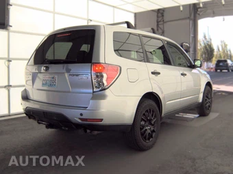 2011 Subaru Forester 2.5X – miniatura 4