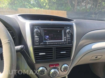 2011 Subaru Forester 2.5X Limited - miniatura 10