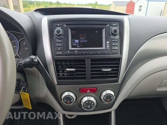 2011 Subaru Forester 2.5X Limited – miniatura 10