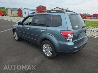 2011 Subaru Forester 2.5X Limited – miniatura 2