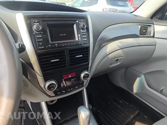 2011 Subaru Forester 2.5X Touring – miniatura 17