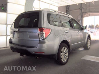 2011 Subaru Forester 2.5X Touring – miniatura 5