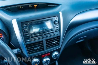 2011 Subaru Impreza WRX Sedan - miniatura 21
