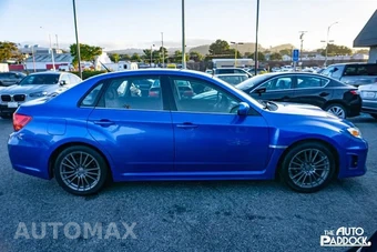 2011 Subaru Impreza WRX Sedan - miniatura 4