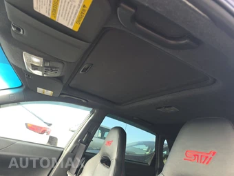 2011 Subaru Impreza WRX STi Sedan Limited w/Navigation - miniatura 17
