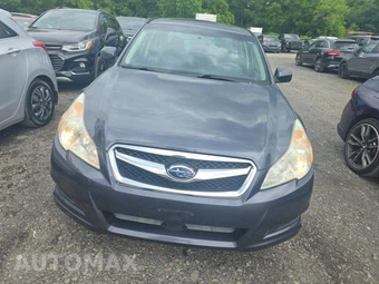 2011 Subaru Legacy 2.5i Premium w/All Weather Pkg & Power Moonroof - miniatura 2