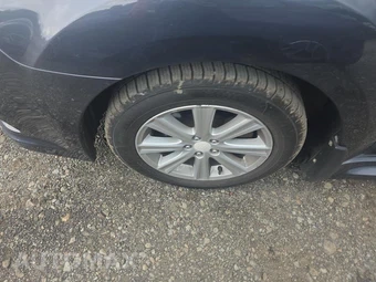 2011 Subaru Legacy 2.5i Premium w/All Weather Pkg & Power Moonroof - miniatura 8