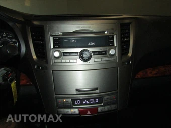 2011 Subaru Legacy 3.6R Limited w/Power Moonroof - miniatura 14
