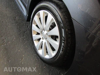 2011 Subaru Legacy 3.6R Limited w/Power Moonroof - miniatura 20