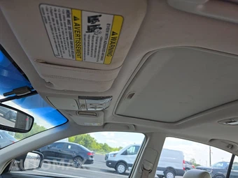 2011 Subaru Legacy 3.6R Limited w/Power Moonroof & Navigation - miniatura 19