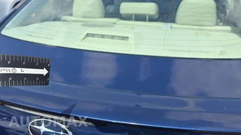 2011 Subaru Legacy 3.6R Limited w/Power Moonroof & Navigation - miniatura 26
