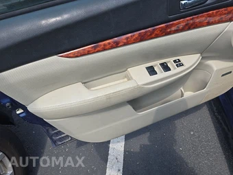 2011 Subaru Legacy 3.6R Limited w/Power Moonroof & Navigation - miniatura 9