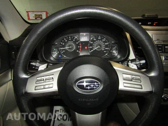 2011 Subaru Outback 2.5i – miniatura 11
