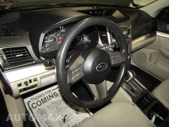 2011 Subaru Outback 2.5i – miniatura 9