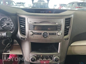 2011 Subaru Outback 2.5i - miniatura 11