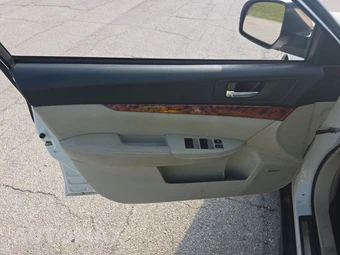 2011 Subaru Outback 2.5i Limited w/Power Moonroof - miniatura 9