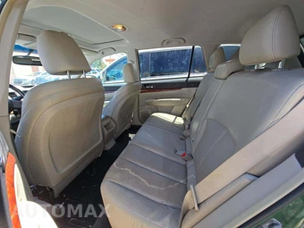 2011 Subaru Outback 2.5i Limited w/Power Moonroof & Navigation - miniatura 13