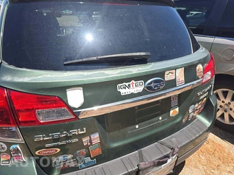 2011 Subaru Outback 2.5i Limited w/Power Moonroof & Navigation - miniatura 27