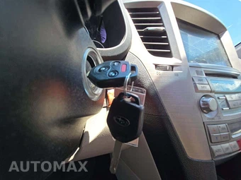 2011 Subaru Outback 2.5i Limited w/Power Moonroof & Navigation - miniatura 8
