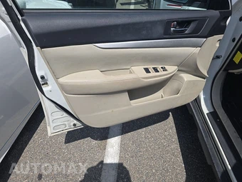 2011 Subaru Outback 2.5i Premium w/All Weather Pkg – miniatura 9