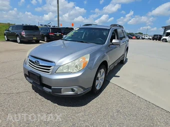2011 Subaru Outback 2.5i Premium w/All Weather Pkg & Power Moonroof