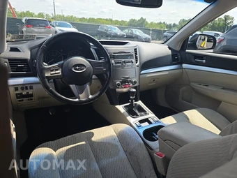 2011 Subaru Outback 2.5i Premium w/All Weather Pkg & Power Moonroof - miniatura 11