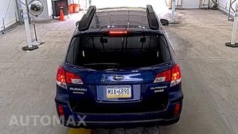 2011 Subaru Outback 2.5i Premium w/All Weather Pkg & Power Moonroof - miniatura 5
