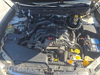 2011 Subaru Outback 3.6R Limited – miniatura 16
