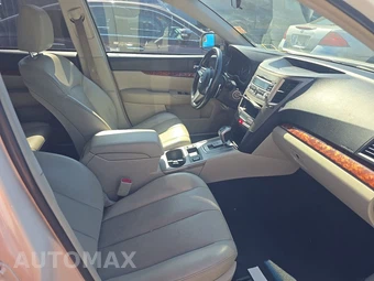 2011 Subaru Outback 3.6R Limited – miniatura 8