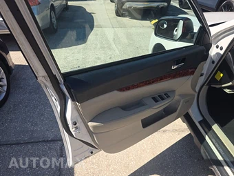 2011 Subaru Outback 3.6R Limited – miniatura 9