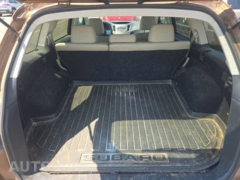 2011 Subaru Outback 3.6R Limited - miniatura 16