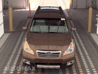 2011 Subaru Outback 3.6R Limited - miniatura 2