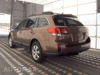 2011 Subaru Outback 3.6R Limited - miniatura 6