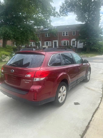 2011 Subaru Outback 3.6R Limited w/Power Moonroof - miniatura 3