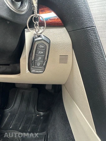 2011 Subaru Outback 3.6R Limited w/Power Moonroof - miniatura 8