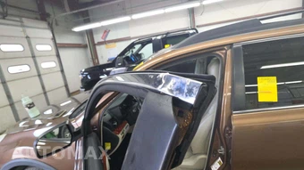 2011 Subaru Outback 3.6R Limited w/Power Moonroof & Navigation - miniatura 34