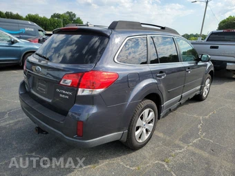 2011 Subaru Outback 3.6R Limited w/Power Moonroof & Navigation – miniatura 4