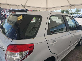 2011 Suzuki SX4 SportBack Hatchback – miniatura 23