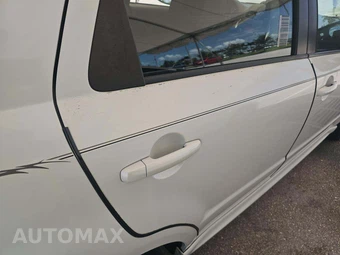 2011 Suzuki SX4 SportBack Hatchback – miniatura 25