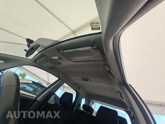 2011 Suzuki SX4 SportBack Hatchback – miniatura 8