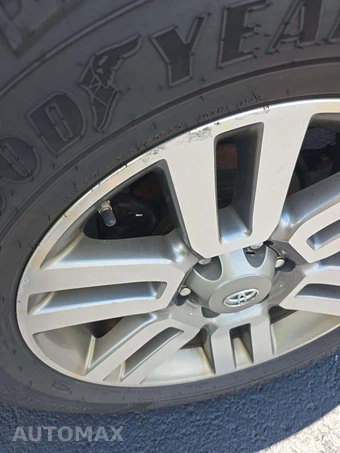 2011 Toyota 4Runner Limited – miniatura 26