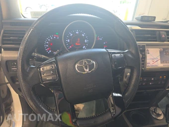 2011 Toyota 4Runner Limited – miniatura 10